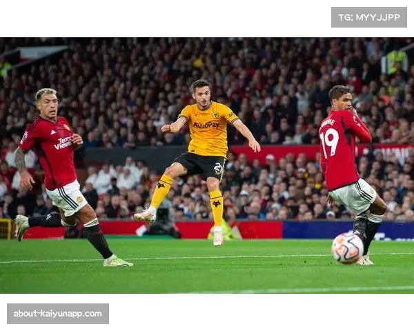 布伦特福德防线三大主力伤停 边路与防空漏洞被狼队针对性利用